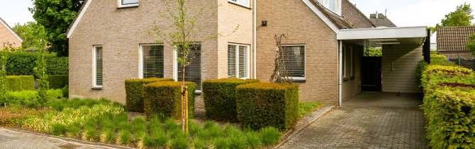 met zwembad Perceelgrootte: 535 m² Inhoud: Ca. 545 m³ Gebruiksoppervlak wonen: Ca.