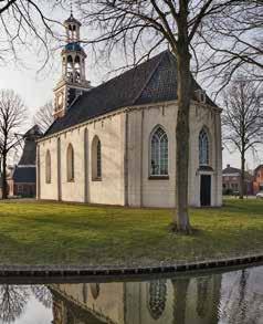 E4 Slochteren G3 Termunten De vrijstaande toren is, naast de fundering van zwerfkeien, het enig overgebleven deel van de laat-romaanse kruiskerk.