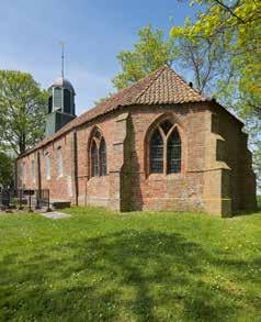 Tenslotte is de kerk in 1950 respectievelijk 1972 in zelfwerkzaamheid gemoderniseerd. De 17 e - eeuwse preekstoel is toen verhuisd naar Baflo. De gevels zijn gepleisterd.