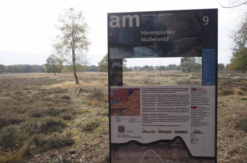 NATUUR EN LANDSCHAP 22 van het plan in de gemeenteraad nog steeds tal van percelen van Het Drentse Landschap in het Hunzedal ten onrechte opnieuw tot landbouwgrond te zijn bestemd.