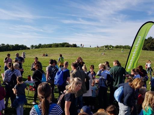 Peanutbaltoernooi Let s play ball Woensdag 19 juni 2019 PEANUTDAG Vanuit het team: Avondvierdaagse groot succes!