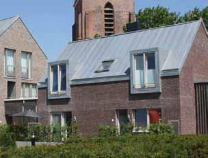 1 rooilijn ter begeleiding van de Commanderiestraat en -laan de woningen staan met hun representatieve gevel aan de straat de voortuin is 5m diep Bouwvolume De Commanderiestraat maakt deel uit van de