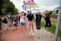 Geldropse avondvierdaagse 2019 Nog maar één hele week...... kunnen jullie je inschrijven voor de Avondvierdaagse van 4 t/m 7 juni!