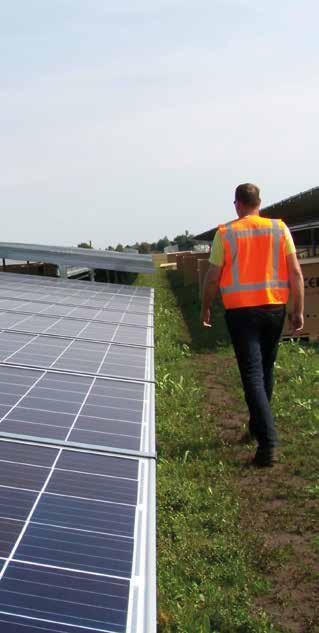 april 2019 7 GroenLeven; ontwikkelaar van zonnepark Oranjepoort Het zonnepark Oranjepoort is gebouwd door GroenLeven in samenwerking met de Vereniging Parkmanagement Bedrijventerreinen Emmen en de