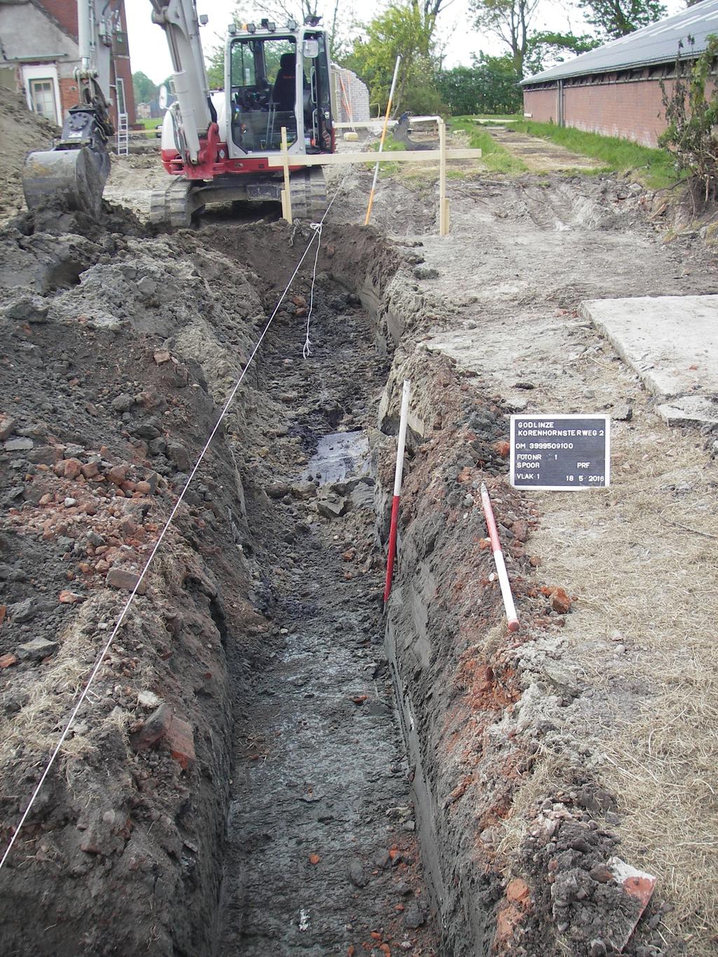 Figuur 6. Godlinze, Korenhornsterweg 2: Detail van het vlak in het zuidwestelijk deel van de werkput.