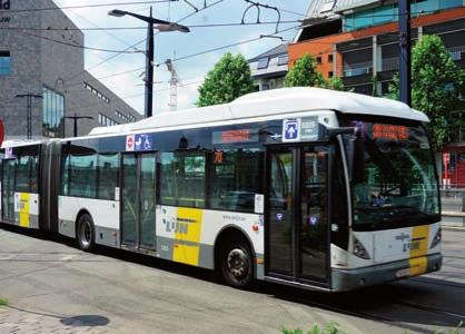 DE TERUGWEG IK GA MET DE BUS Ik stap van het EMABB naar de bushalte van de bus met nummer.