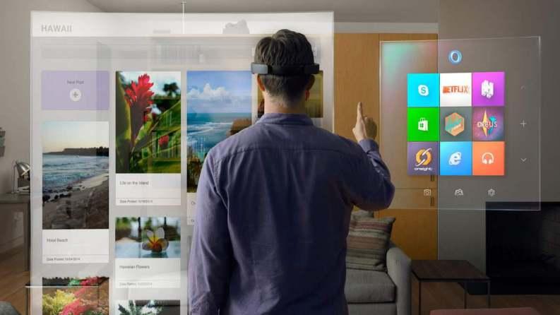 Microsoft HoloLens laat augmented reality zien be ter wordt ook voor mode en na tuur lijk voor re la ties, cy bers ex met VR is al een oude droom.