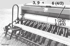 CE-kenmerk Het door de fabrikant aan te brengen CE-kenmerk documenteert naar buiten toe de conformiteit van de machine met de bepalingen van de machinerichtlijn en met andere desbetreffende