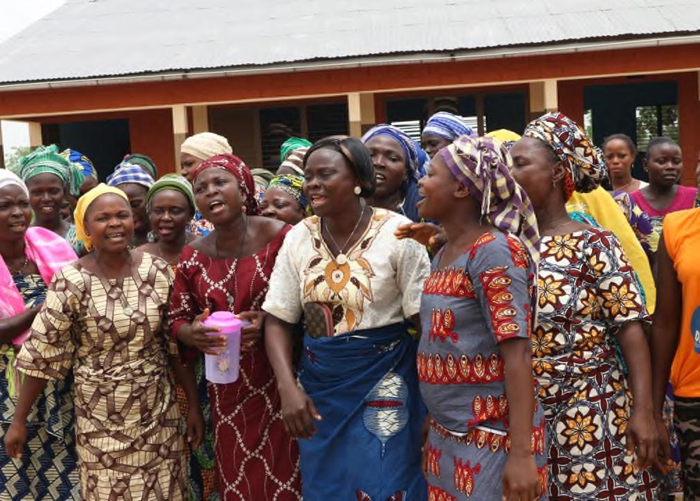 Een groep van zo n 60 Nederlandse ondernemers van het Katakle netwerk en het Nederlands Blazers Ensemble reisden in maart af naar Benin om dit feest samen met het lokale team van The Hunger Project