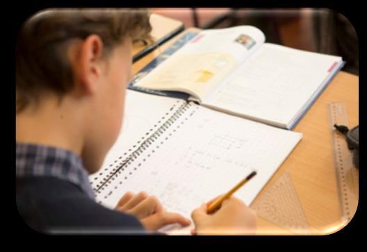 Boeken en overige schoolspullen Om de lessen te kunnen volgen heb je natuurlijk boeken en schoolspullen nodig.