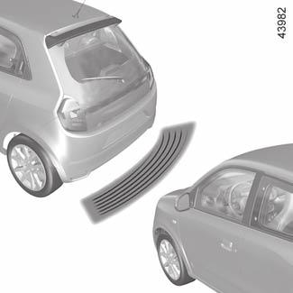 PARKEERHULP (1/2) De werking van het systeem Ultrasoondetectoren die in de bumper van de auto ingebouwd zijn, meten de afstand tussen de auto en een obstakel.