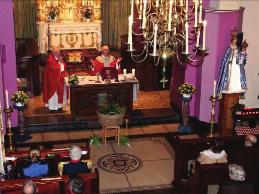 19 Pater Maas van de parochie H. Johannes de Doper van Oud Valkenburg viert zijn 50 jarig priesterfeest.