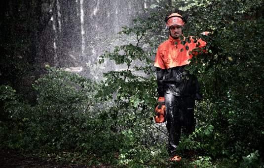 rugpand met regengoot. Eén maat. 505 63 16-10 63 BROEKSPIJPEN Broekspijpen om aan een riem of gereedschapsriem vast te zetten.