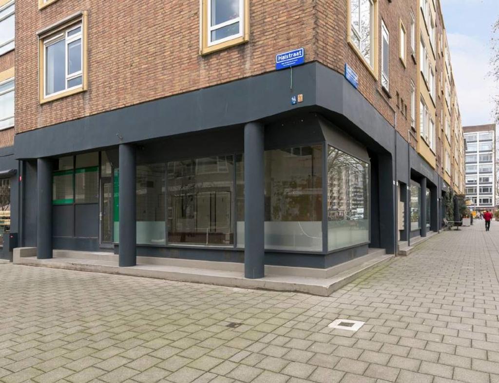 Goudsesingel 324 A / hoek Halstraat te (3011 KJ) Rotterdam Winkelruimte ca.