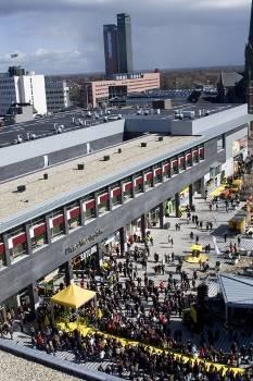 De stad Tilburg vierde in 2009 zijn 200-jarig bestaan. Het inwoneraantal is van 50.000 