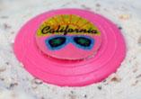 California Barbie is gek op het strand van Californië.