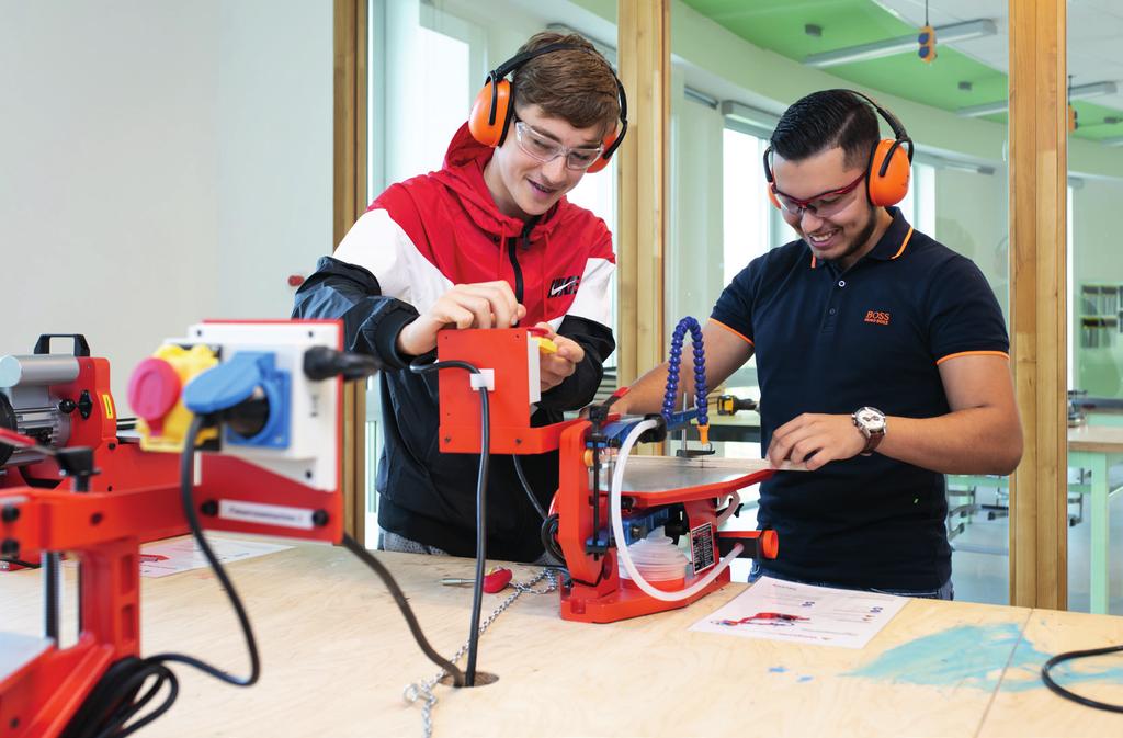 gever en ook hier is het maken van een begroting belangrijk. De leerroutes bij D&P Het profielvak is het verplichte deel. Naast de vier modulen van het profielvak, doe je ook vier keuzevakken.