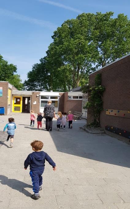 Zwartewaterlandloop Beste kinderen, ouder en verzorgers, Op vrijdag 28 juni 2019 organiseert de Stichting Zwartwaterlandloop wederom het jaarlijkse hardloopevenement.