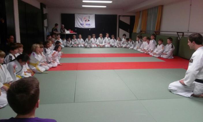 Kleuterjudo S inds september hebben we er een 2de kleuter half uur bij op de dinsdag van 17:00 tot 17:30.