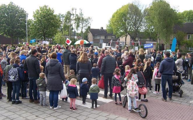 Er staan namelijk nog veel leuke activiteiten op het programma waaronder de theaterdag, schoolreisje, meesters en juffendag en niet te vergeten het schoolkamp en de musical van groep 8.