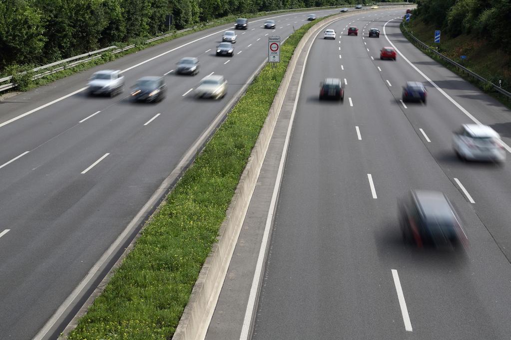 Controlecampagnes voor weguitrustingen Vaste verkeersborden & afschermende