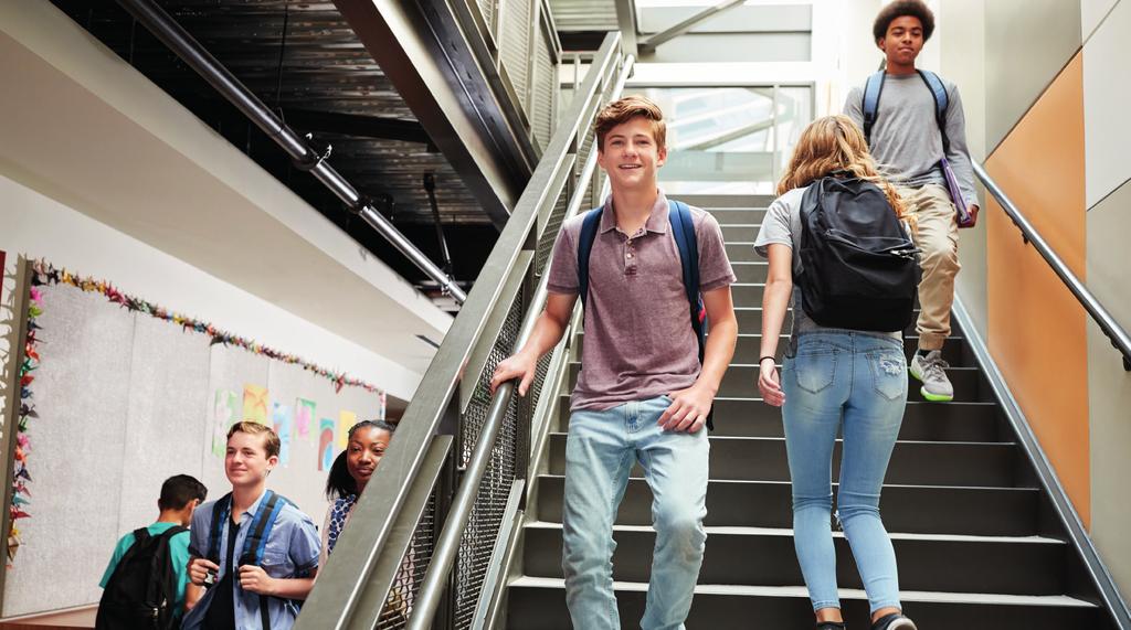 Trainingen en leergangen zomer en najaar 019 Voortgezet onderwijs en mbo Passende training Praktijkgericht Kwaliteit Het grootste aanbod aan nascholing voor het