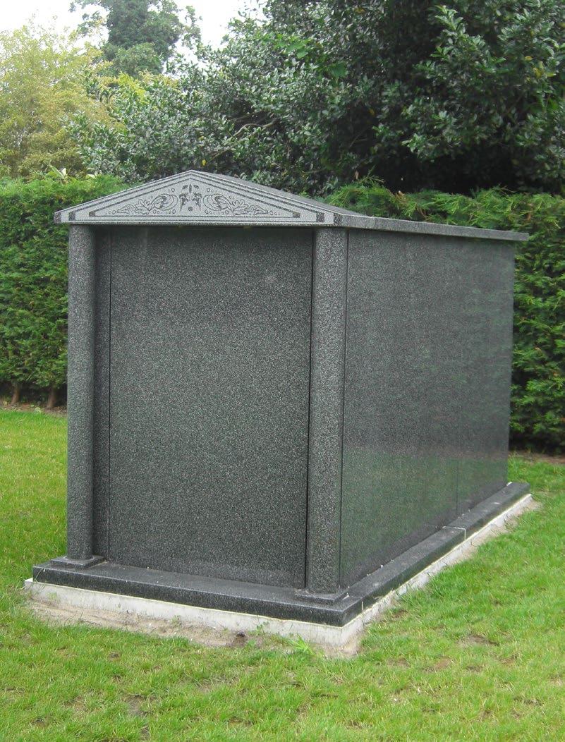 Het bovengrondse graf Wat altijd tot de verbeelding heeft gesproken is een mausoleum voor de familie als laatste rustplaats.