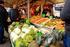 Lees over de voorgeschiedenis van de groente- en fruitmarkten de PDF Markten, pag Fotoquiz Theo Bakkers Domein 2015