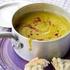 Soepen Soep van Marne s mosterd 5,75 Geserveerd met bruin of wit stokbrood en naar wens geserveerd met spekjes, kaas of zalm