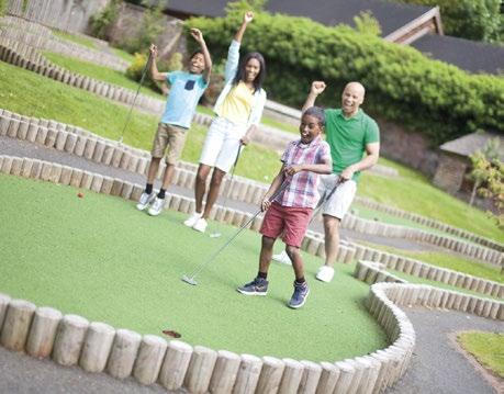 Activiteiten Sport en spel Op het park is genoeg te doen, zowel binnen als buiten. Maak u klaar voor Bodyzorbing of ga met het hele gezin de midgetgolfbaan op. Voor ieder wat wils!