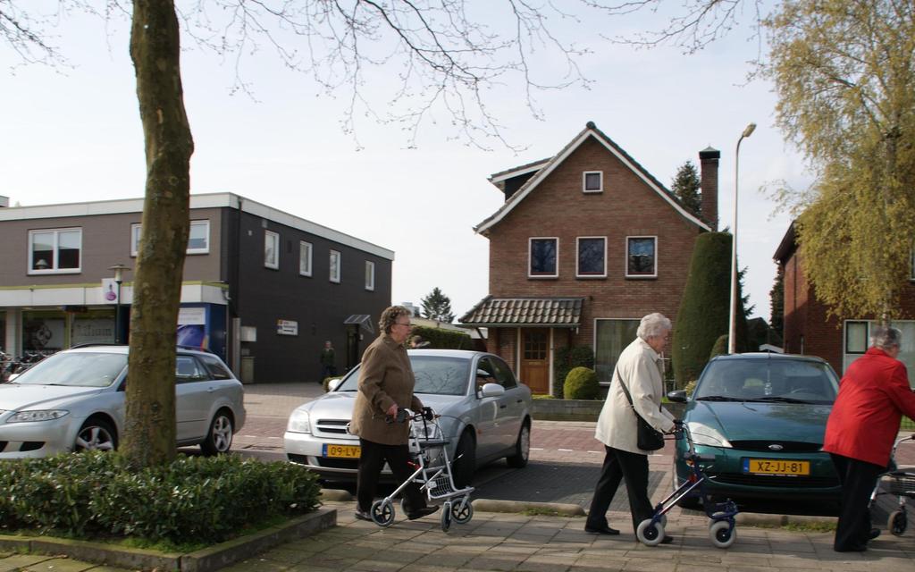 HAAKSBERGEN RONDJE GRINTENBOS ROUTE 7 km Wandelpad voor gebruikers van rollator, rolstoel en scootmobiel.