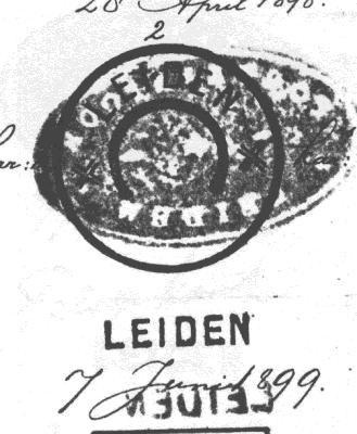 De vette stempelinkt drong door het papier heen. In juli 1900 (de dag van verstrekking is niet vermeld) werden twee stempels verstrekt, zonder karakters.