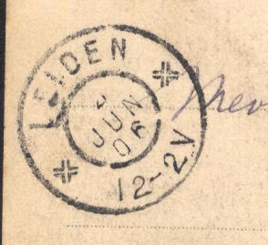 Een langebalkstempel, met Arabische maandcijfers en gearceerde elementen, werd toegezonden op 4 augustus 1906.