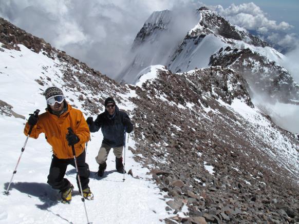 575,00 Begeleiding Begeleiding door gecertificeerde EPGAMT berggidsen Aantal deelnemers Team bestaat uit max. 12 personen (vanuit Mountain Network zullen ca.
