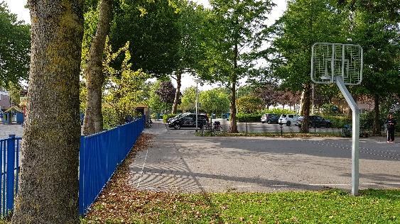 Het park bestaat in feite uit drie vlakken, een ervan is het hertenkamp. De beoogde nieuwbouwlocatie beslaat het grootste deel van een van de vlakken.