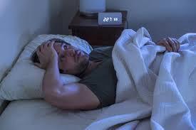 3.Effecten slaap op prestatie Eerder onderzoek: Slaaptekort geeft verslechtering mentale en sport-specifieke prestaties