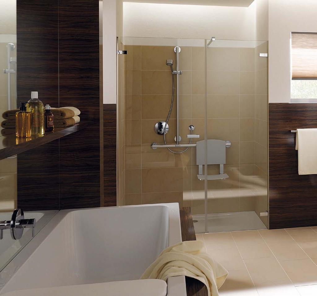 Modern design en slim comfort met functionaliteit maken de serie Sphinx 300 Comfort tot dé ultieme serie voor sanitairruimten in openbare gebouwen, verpleeg- en verzorgingstehuizen maar ook voor