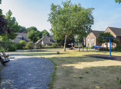 Straatbeeld Centrum Best Ligging: Johannes van Klingenstraat 28 is gelegen op een rustige locatie in de wijk Wilhelminadorp.