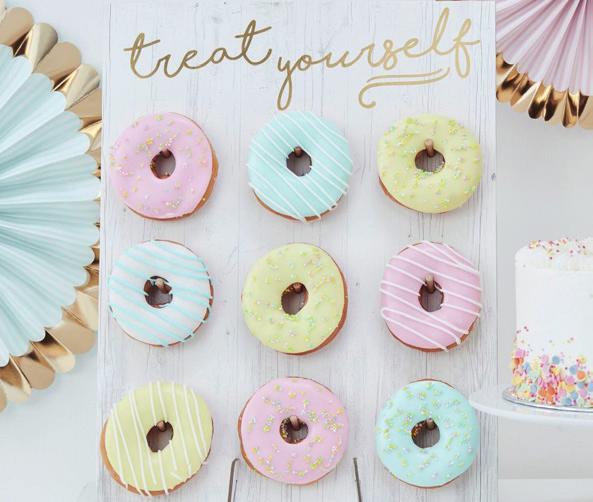 Donut Wall Bij A Cup of Cake kan je vanaf 2019 ook een donut wall huren,