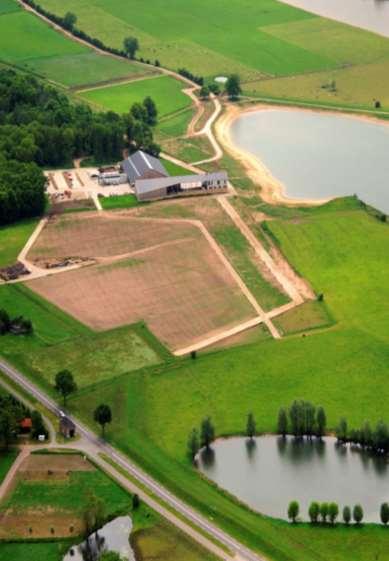 Deventer: natuurderij Natuurderij is geen stakeholder maar shareholder (bezitten alle grond) Directeur stichting nam deel aan de stuurgroep Stichting had eigen visie op het gebied en hoe zij het