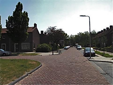 Post 3 Kruising Meidoornstraat /Goudenregenstraat Rechts