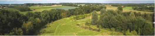 HET PARK Camping Park "De Nieuwe Riet" ligt op een voormalig boerenerf bij Oudenbosch (Gemeente Halderberge) in het Bourgondisch West-Brabant.