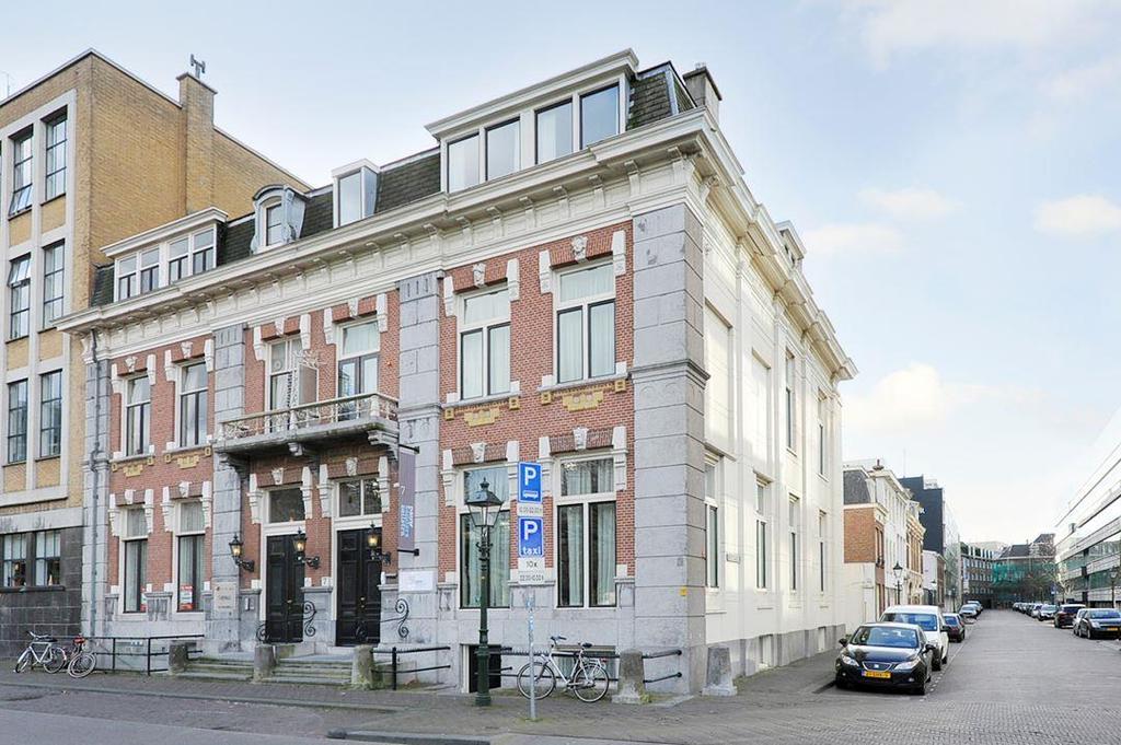 1. Voorwoord Steenworp Vestigingsadviseurs Haaglanden adviseert bedrijven die van plan zijn te verhuizen naar een andere locatie binnen de regio Haaglanden.