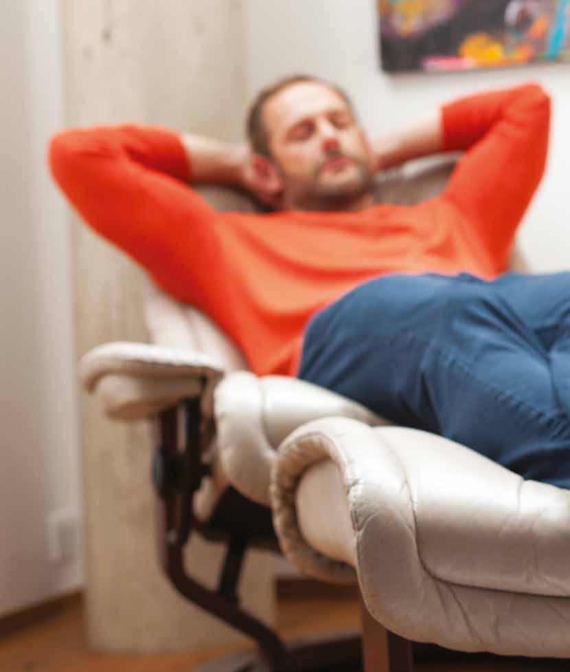 Meer comfort u regelt gemakkelijk de temperatuur in elke ruimte afzonderlijk. Vanuit uw luie stoel thuis of vanaf een locatie buitenshuis.