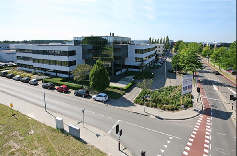 Omschrijving object Algemeen GATE54 betreft een markant L-vormig, vrijstaand kantoorgebouw, dat pal gelegen is aan het begin van de toegangsweg naar Eindhoven-Airport.