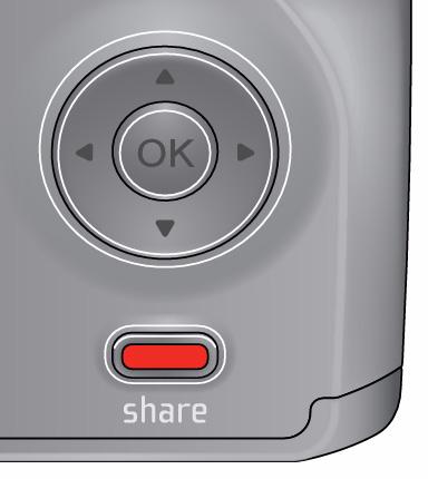 Druk op de knop Bekijken of druk de sluiterknop half in om af te sluiten. Druk op de knop W (groothoek) om foto's en video's als miniaturen weer te geven.