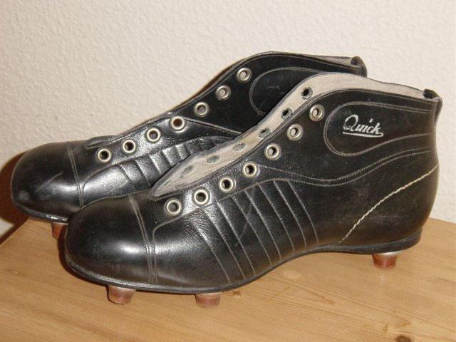 Dit waren de (luxe) voetbalschoenen in de jaren 50/60 De tijd dat