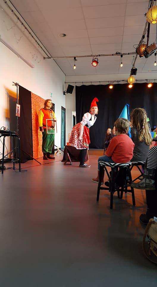 Continueren Naschoolse activiteiten op het gebied van Cultuur In 2018 is er een vervolg geweest in het aanbieden van naschoolse activiteiten. Ook dit jaren waren de tekenlessen weer een groot succes.