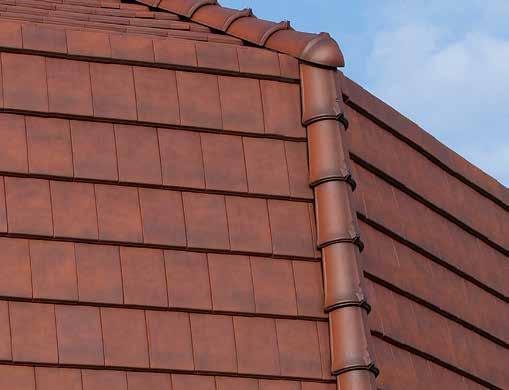 Wienerberger levert alle passende (keramische) hulpstukken voor een perfect afgewerkt dak. De keramische hulpstukken sluiten aan op zowel de pannen als op de dakbeëindiging en -doorbrekingen.