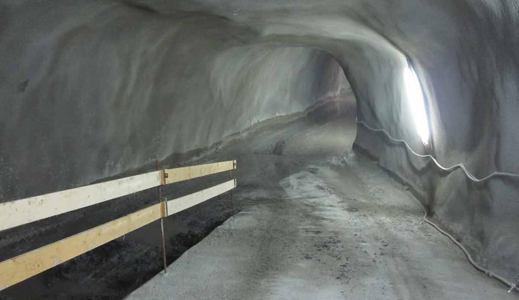 Versterking in tunnels Mijngangen Gangen in krachtcentrales Versteviging van hellingen SPUITBETON De kwaliteit van onze vezels is aangetoond door meerjarige testen op